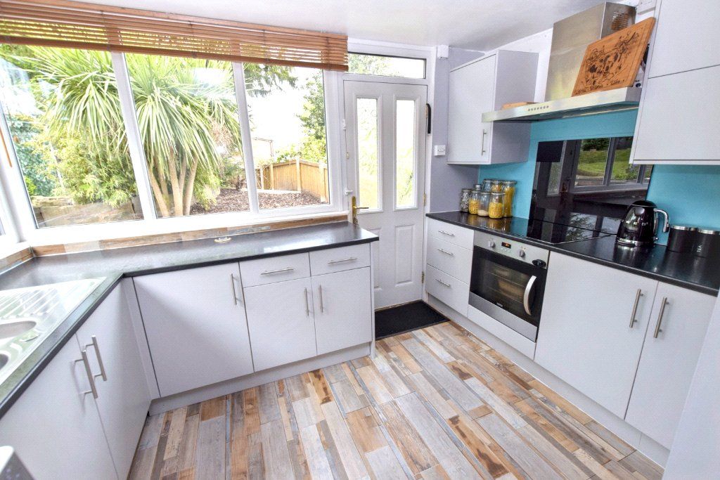 Property photo 3 of 24 Kitchen