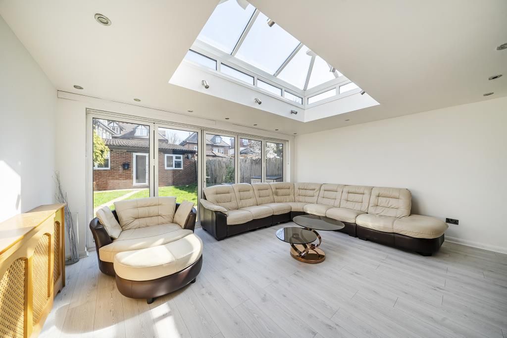 Property photo 2 of 23 Reception