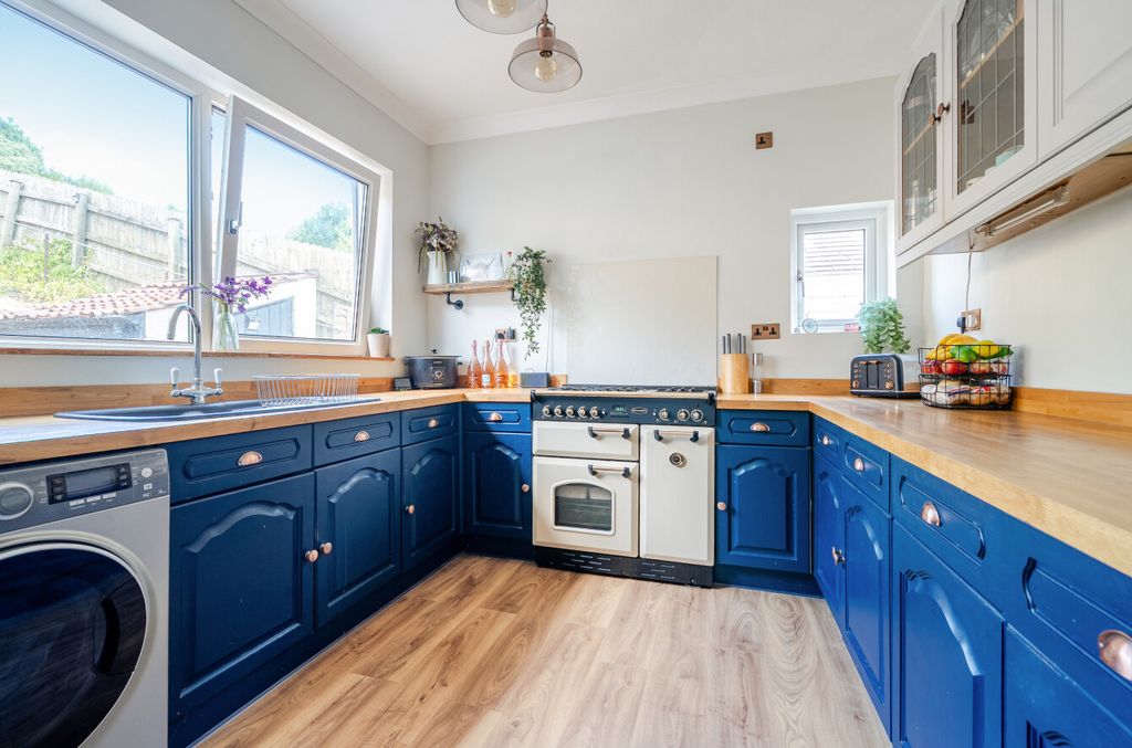 Property photo 3 of 25 1494088-7-6A5A6Ae...