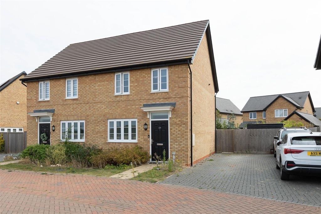 Property photo 1 of 16 Larkinson Avenue