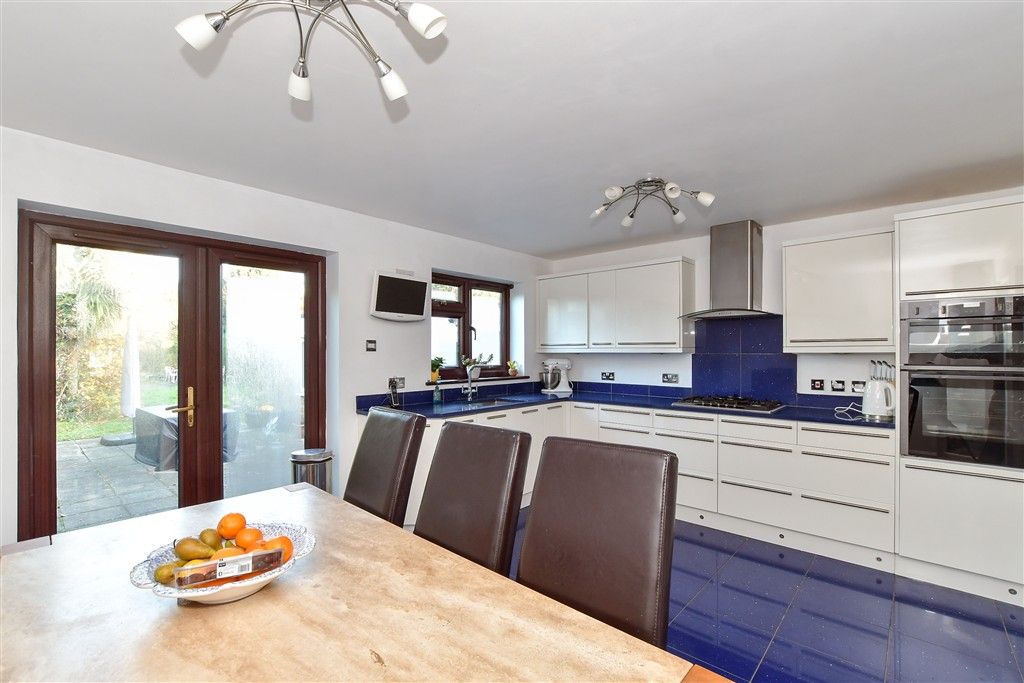 Property photo 3 of 12 Kitchen/Diner