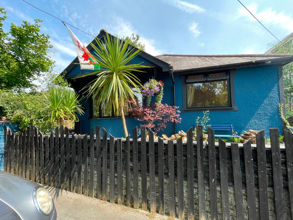 Property photo 1 of 27
