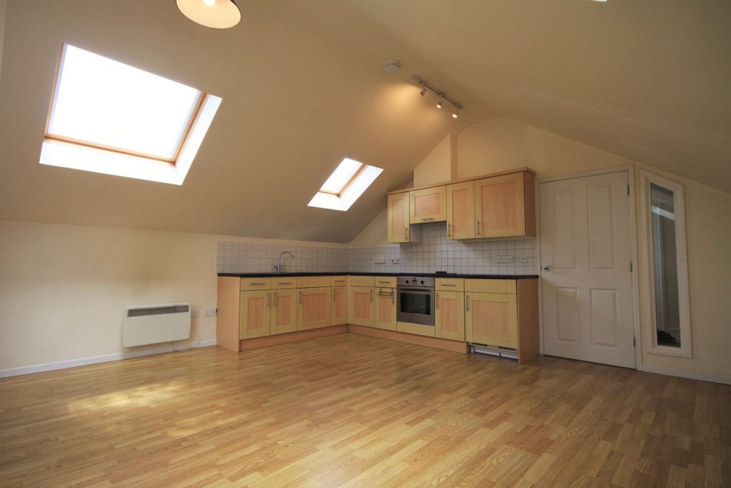 Property photo 2 of 5 Photo 02