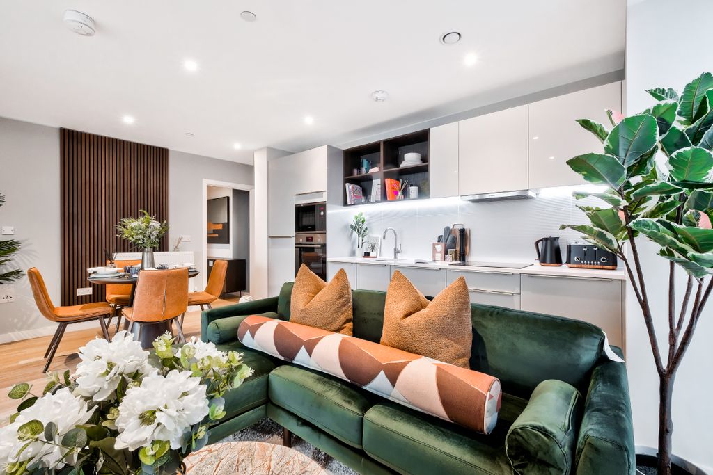 Property photo 2 of 13