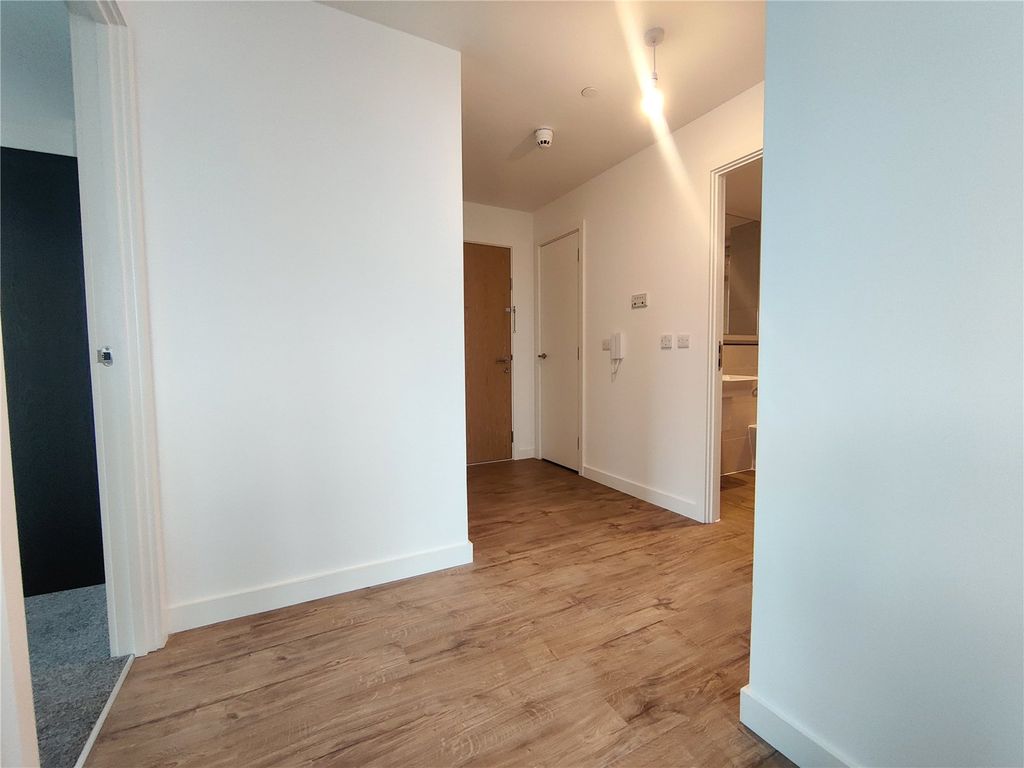 Property photo 2 of 6 Picture No. 06