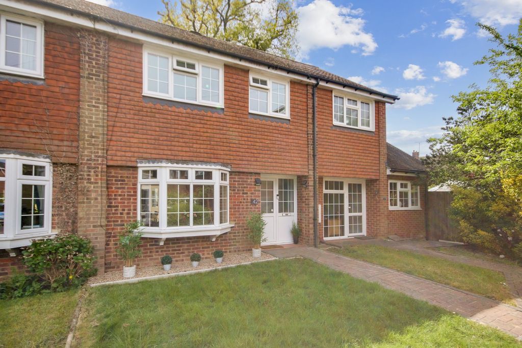 Property photo 1 of 13