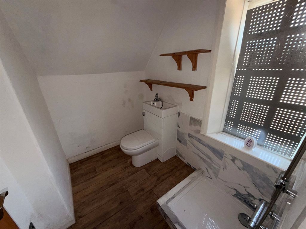 Property photo 3 of 13 Picture No. 02
