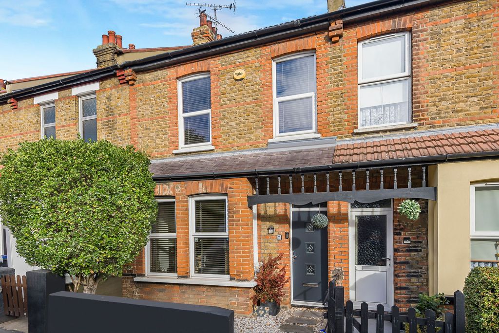 Property photo 1 of 23