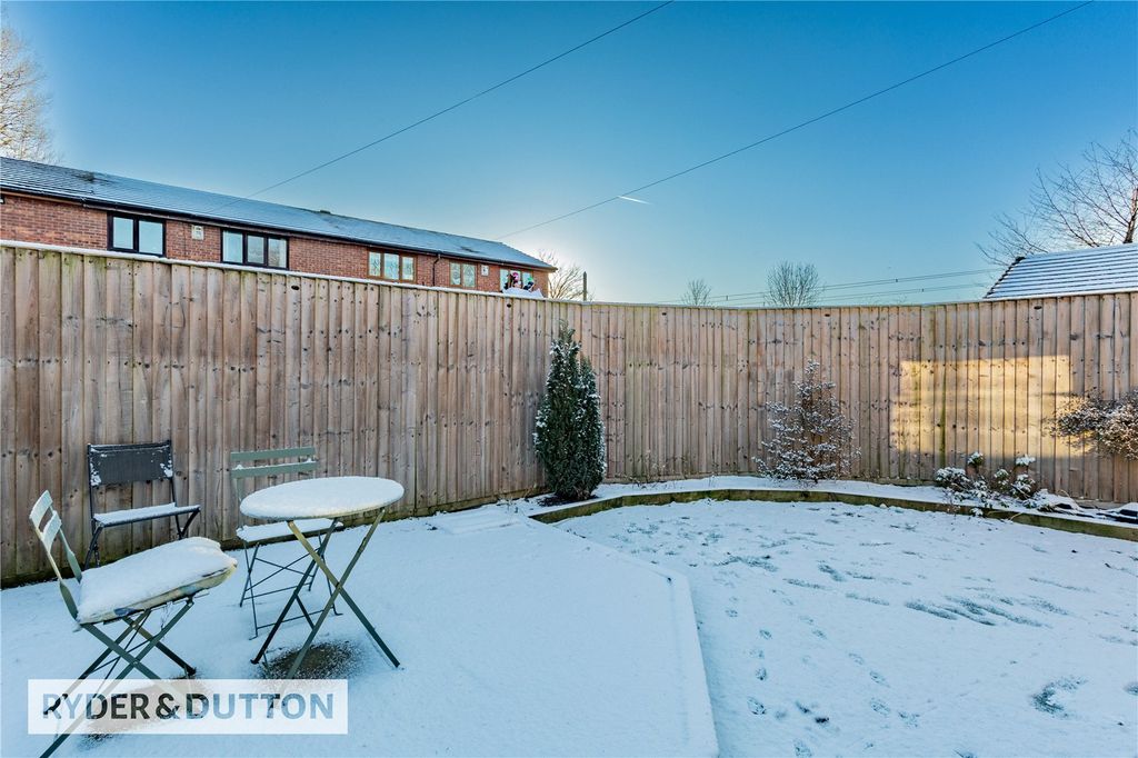 Property photo 3 of 23 Picture No. 28