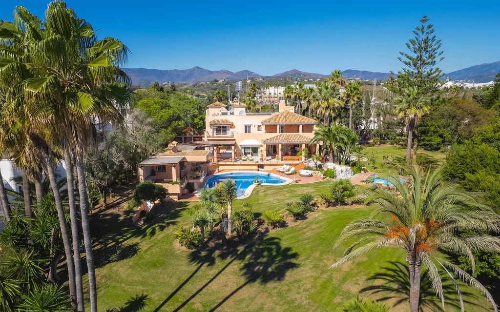 Property photo 1 of 18