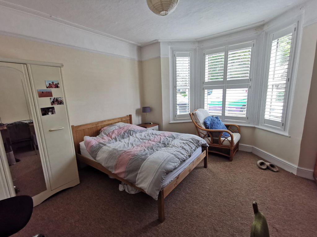 Property photo 3 of 10 Image