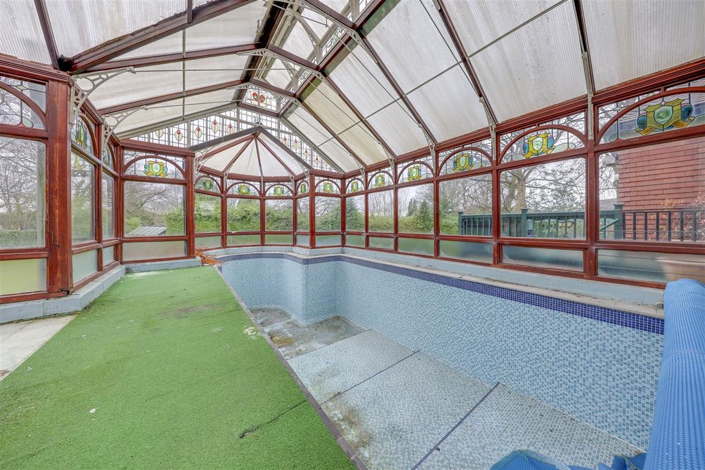 Property photo 2 of 45 2