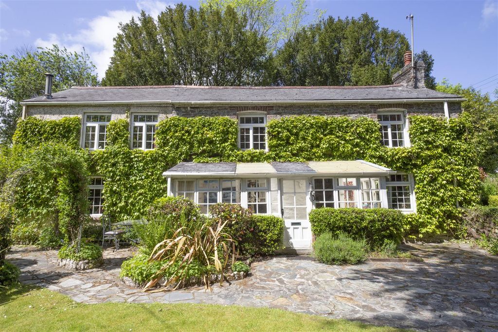 Property photo 3 of 24