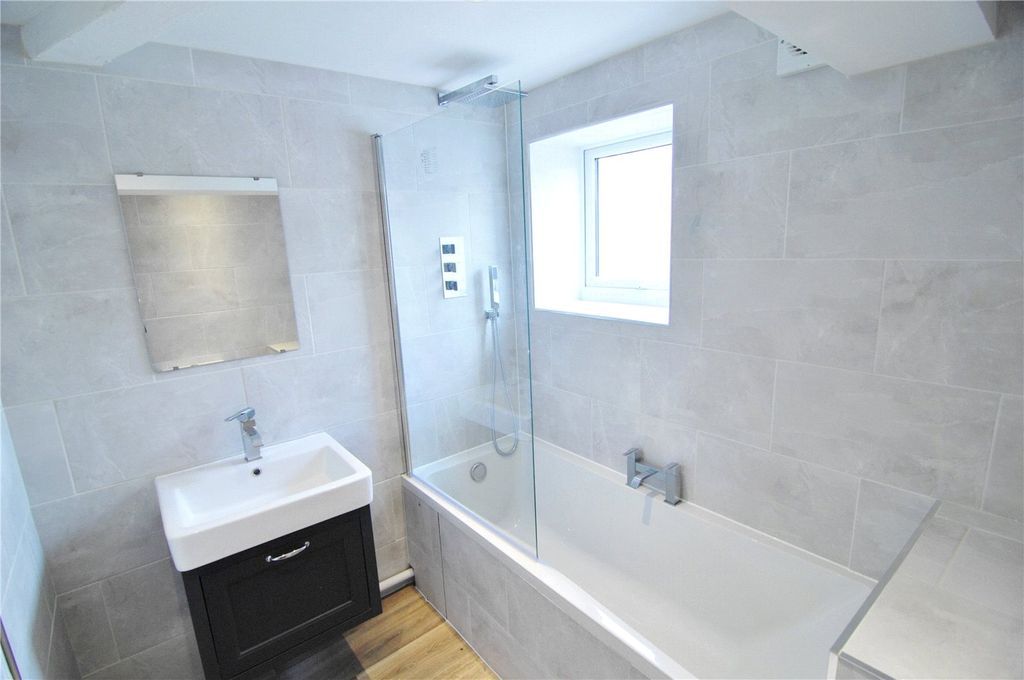 Property photo 3 of 11 Picture No. 05