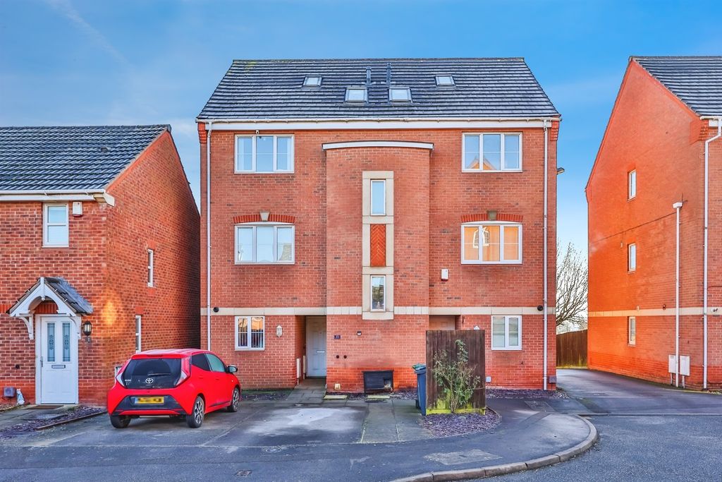 Property photo 1 of 19