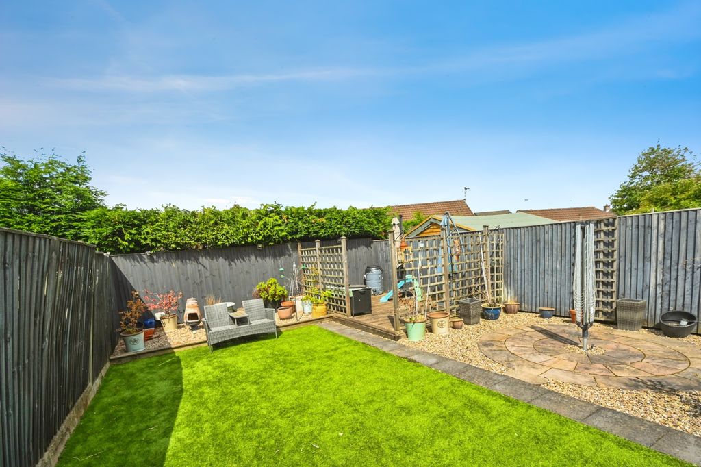 Property photo 3 of 17