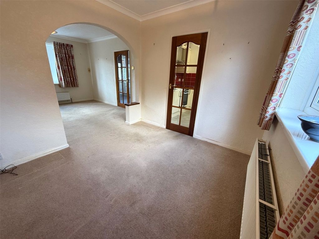 Property photo 3 of 16 Picture No. 18