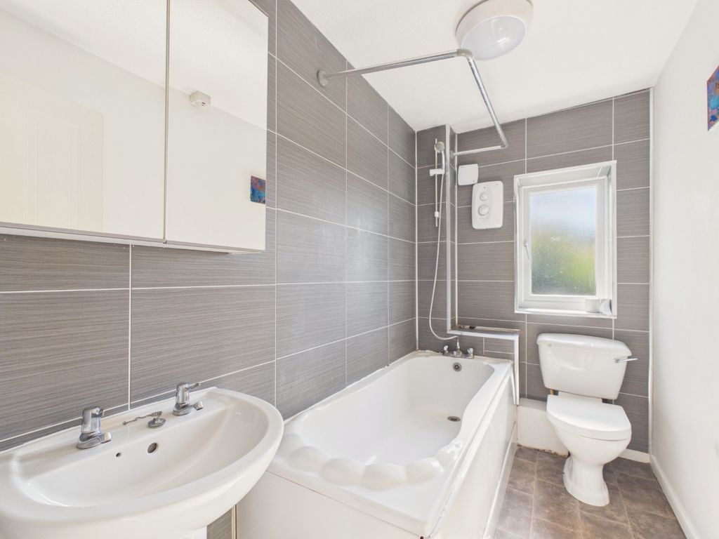 Property photo 3 of 10 5101114