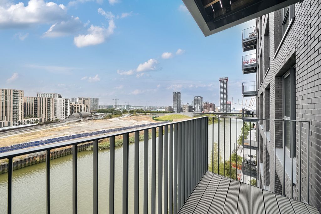Property photo 3 of 15 1333378-18-68908E...