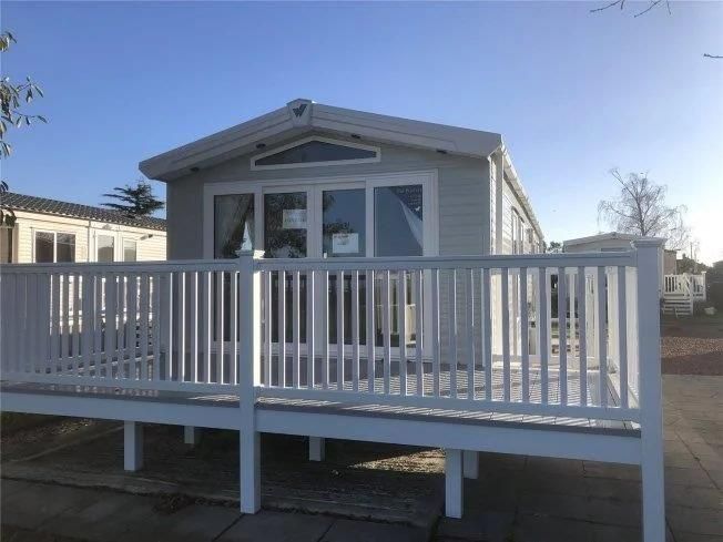 Property photo 1 of 11 Bur240354 01 8 Cherry Gorve