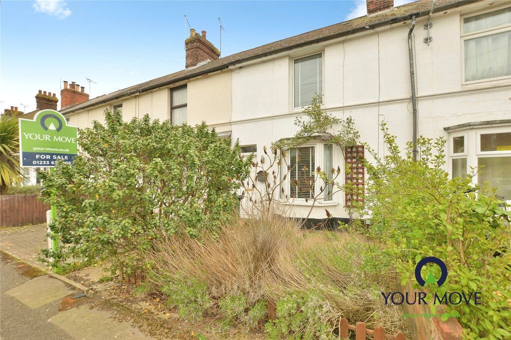 Property photo 1 of 7 Front