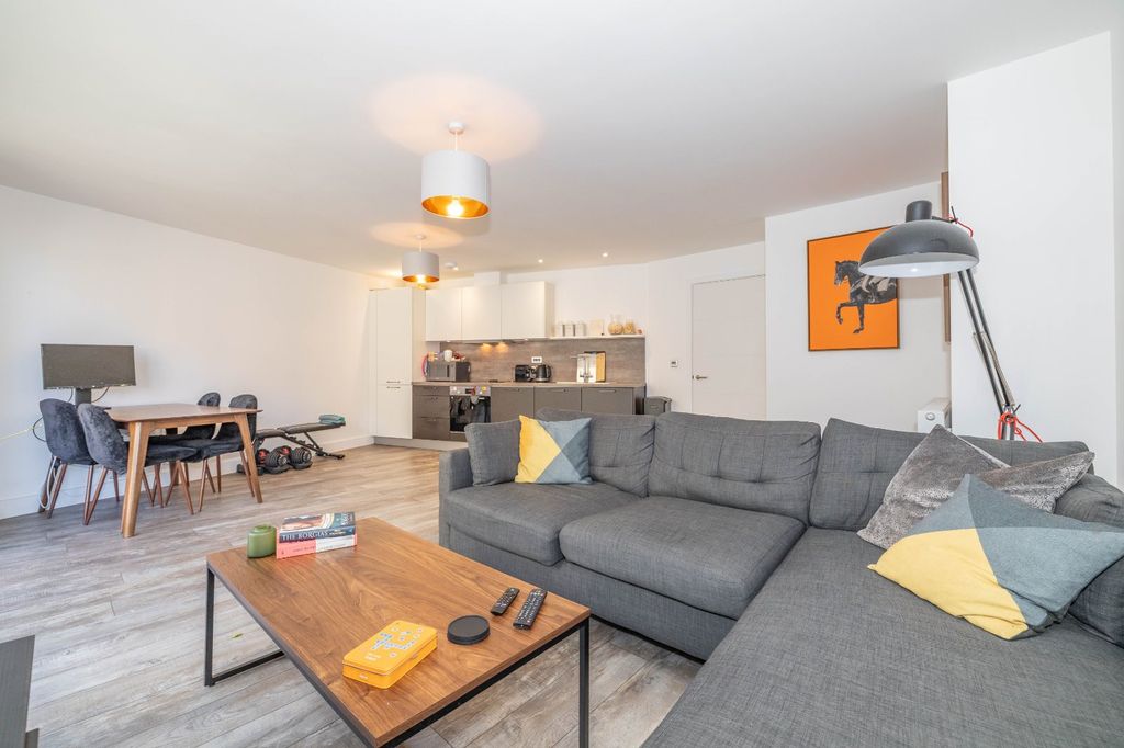 Property photo 2 of 9 Picture 2