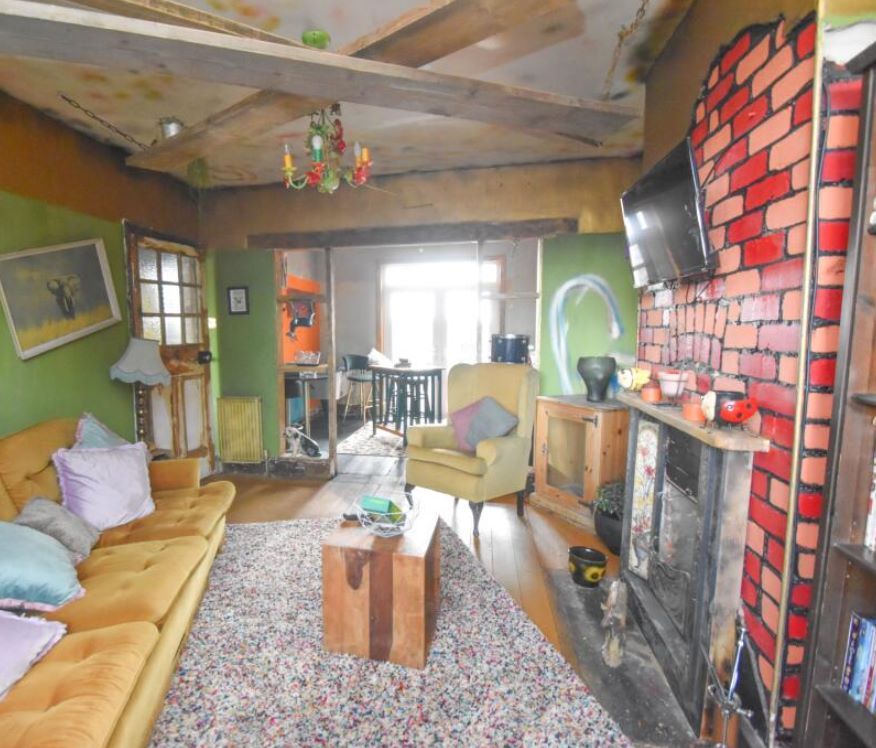 Property photo 3 of 13