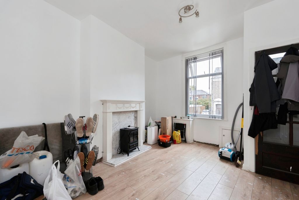 Property photo 3 of 12 Image 3