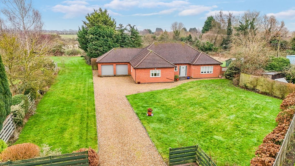 Property photo 1 of 40 4787991