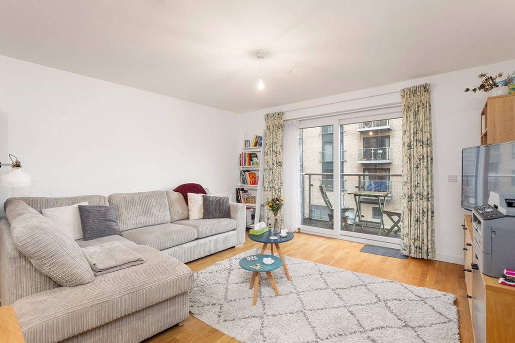 Property photo 2 of 24