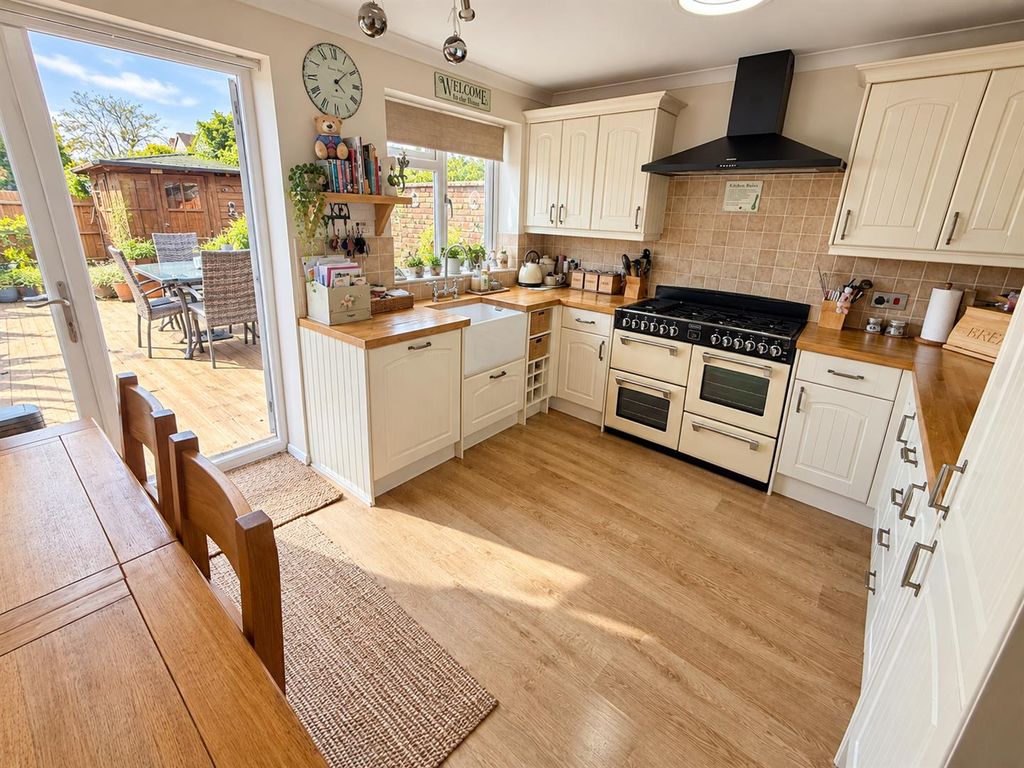 Property photo 3 of 11 For Sale By Aspire Residential | Edmonton Road