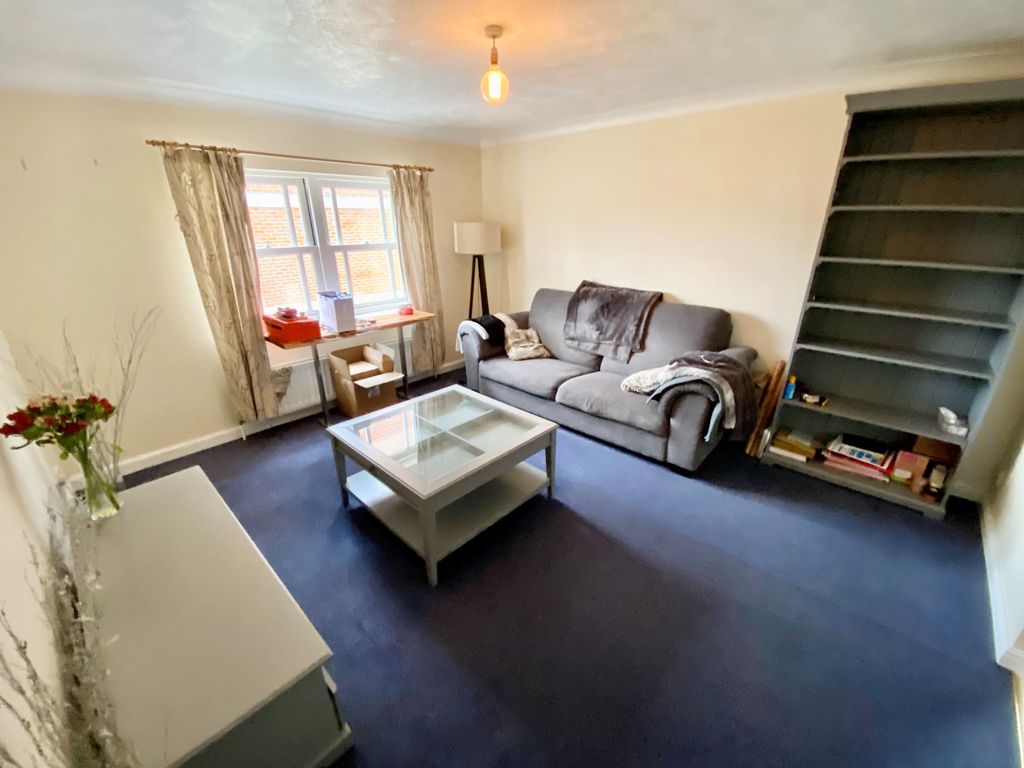 Property photo 2 of 5