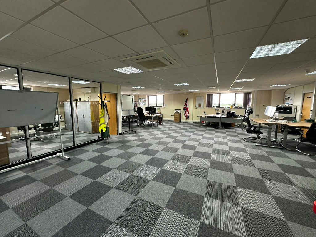 Property photo 3 of 7 Main_Office_3.Jpg