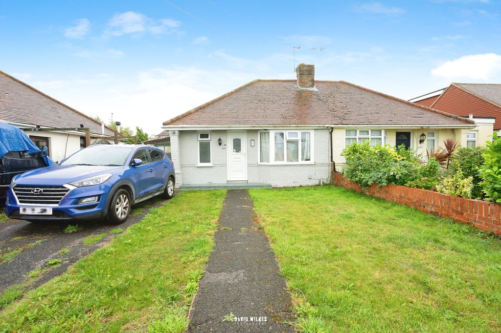 Property photo 1 of 15 Photography