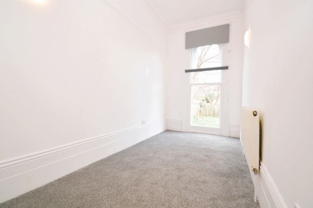 Property photo 3 of 8 Dsc_1283