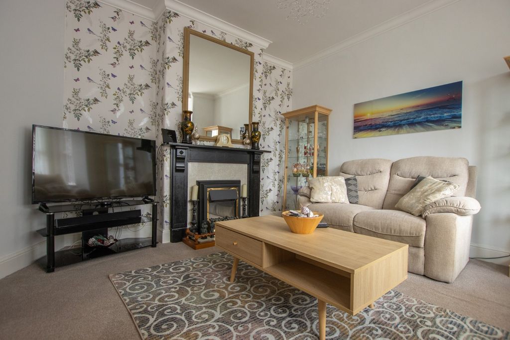 Property photo 3 of 29 3653386