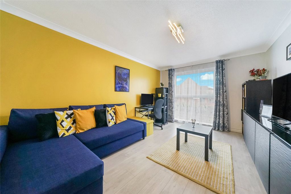 Property photo 3 of 22 Picture No. 03