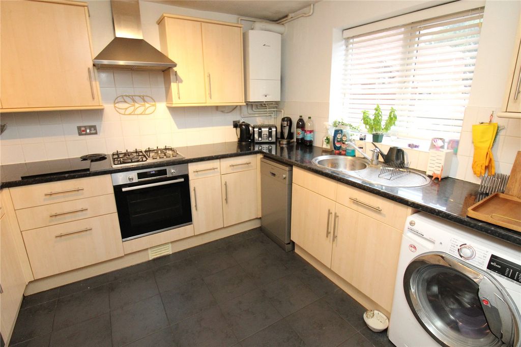 Property photo 3 of 14 Picture No. 01