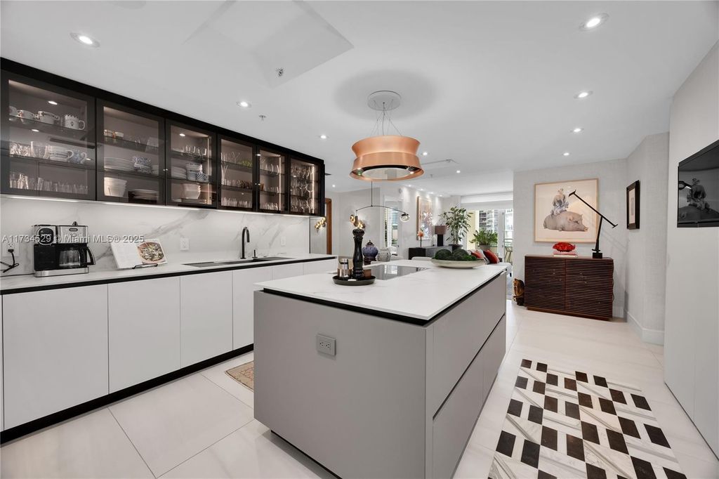 Property photo 2 of 38 <Alttext/>