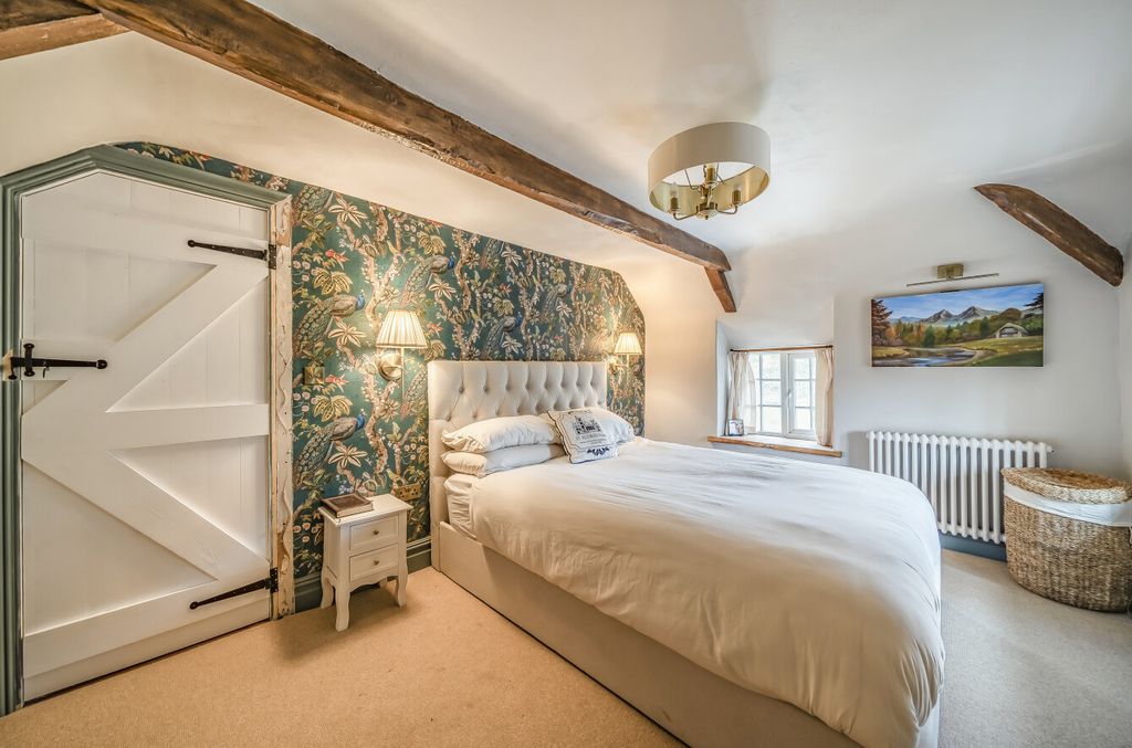 Property photo 3 of 23 1355768-13-68Cbf3...