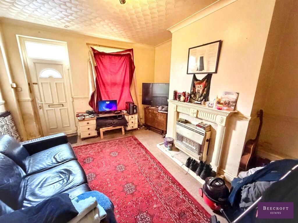 Property photo 3 of 4