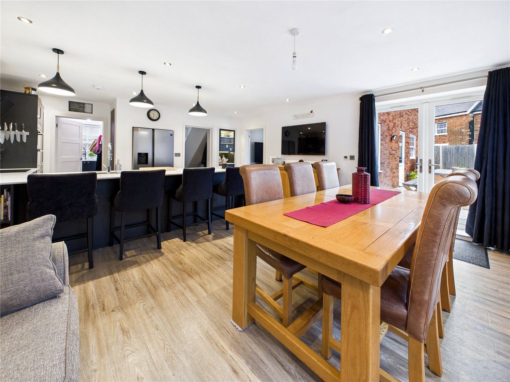 Property photo 3 of 27 Picture 3