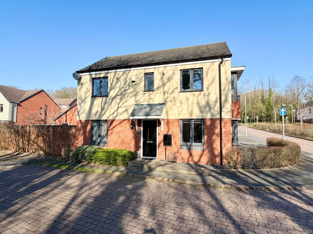 Property photo 1 of 34