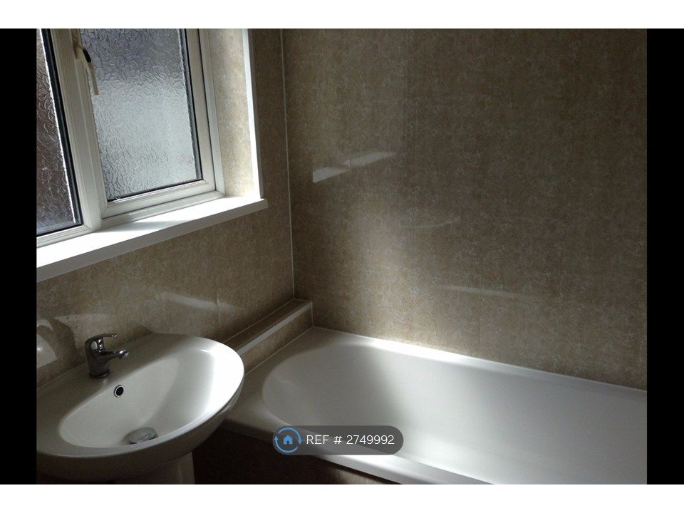 Property photo 2 of 5 Bathroom