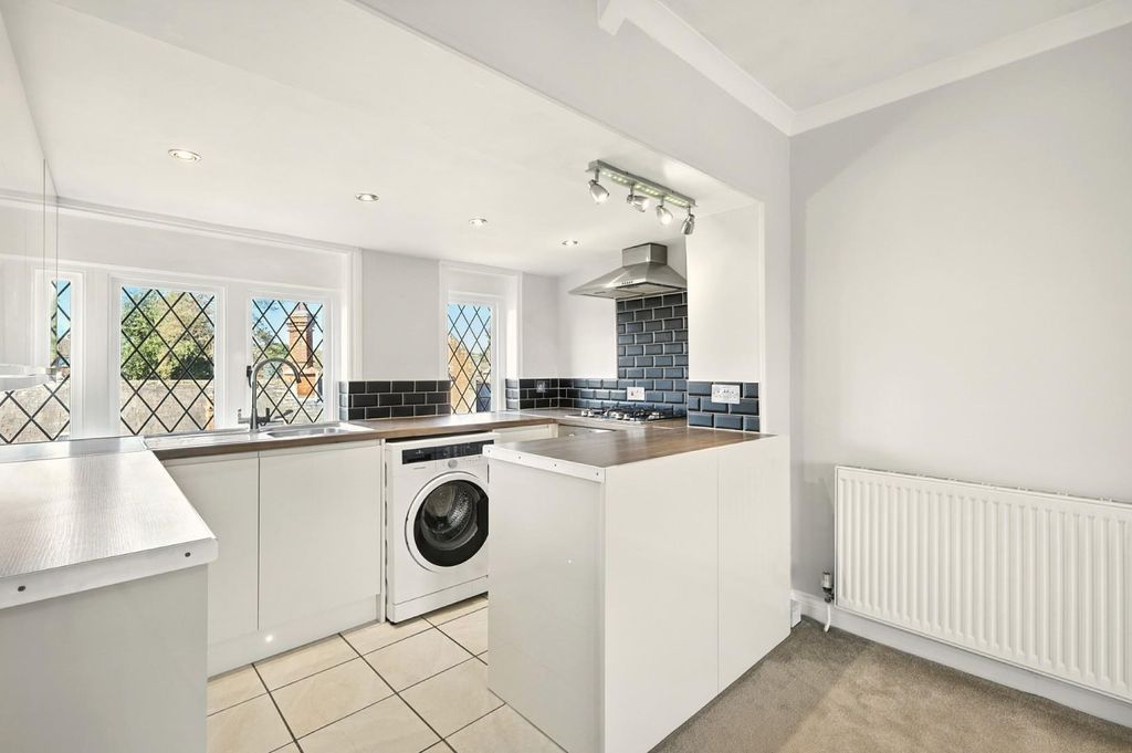 Property photo 3 of 13 Img_8391.Jpg