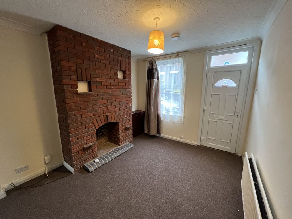 Property photo 1 of 7 2 Bedroom Terraced For Rent