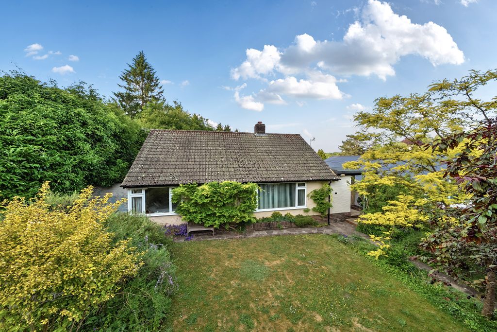 Property photo 1 of 27