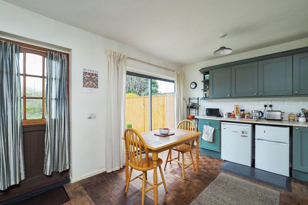 Property photo 2 of 15 Pbox-Img.Jpg