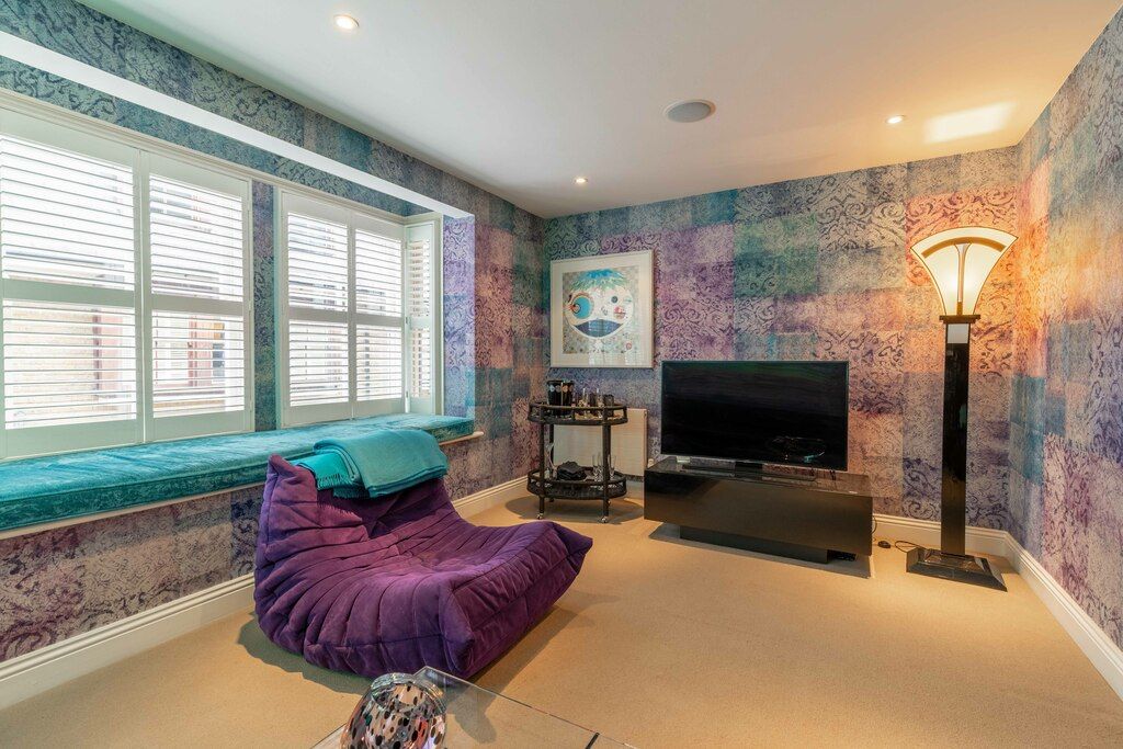 Property photo 3 of 17