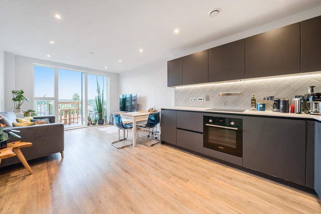 Property photo 1 of 14 Kitchen